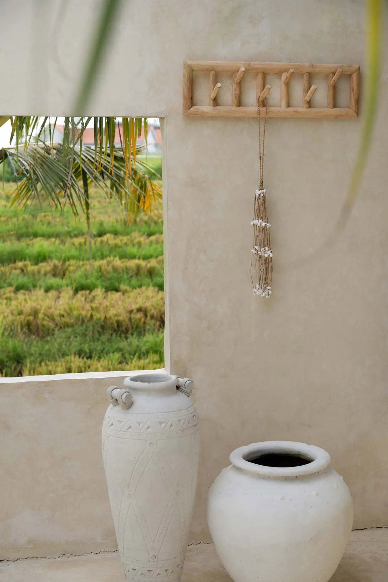 The Long Shell Tassel, White — 3