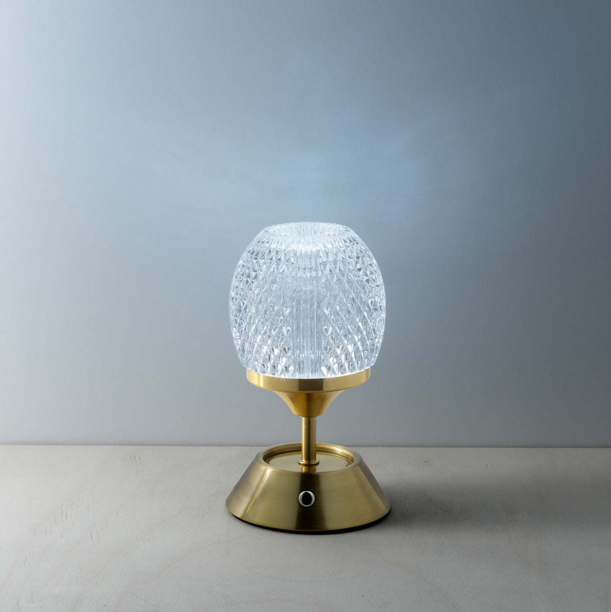 The Glow Sinatra Led Table Lamp — 3