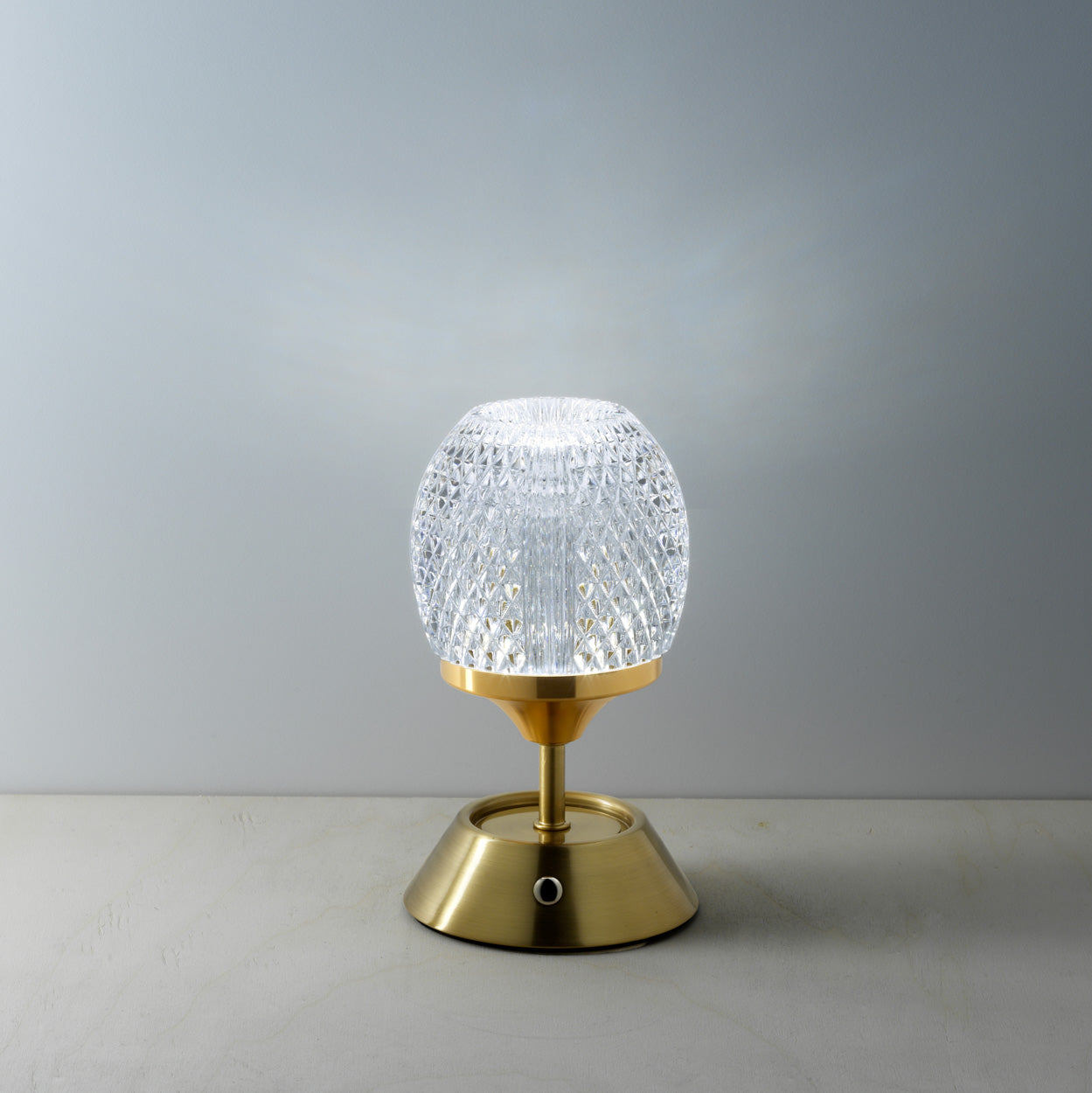 The Glow Sinatra Led Table Lamp — 4