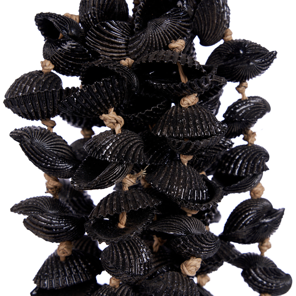 The Midnight Shell Tassel, Black — 3