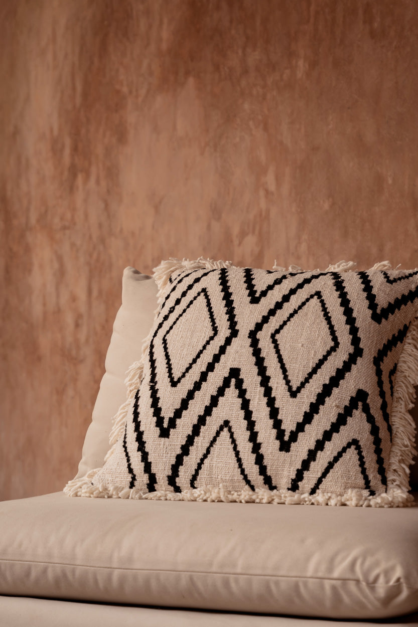 The Sahara Diamond Cushion Cover, Natural Black — 3