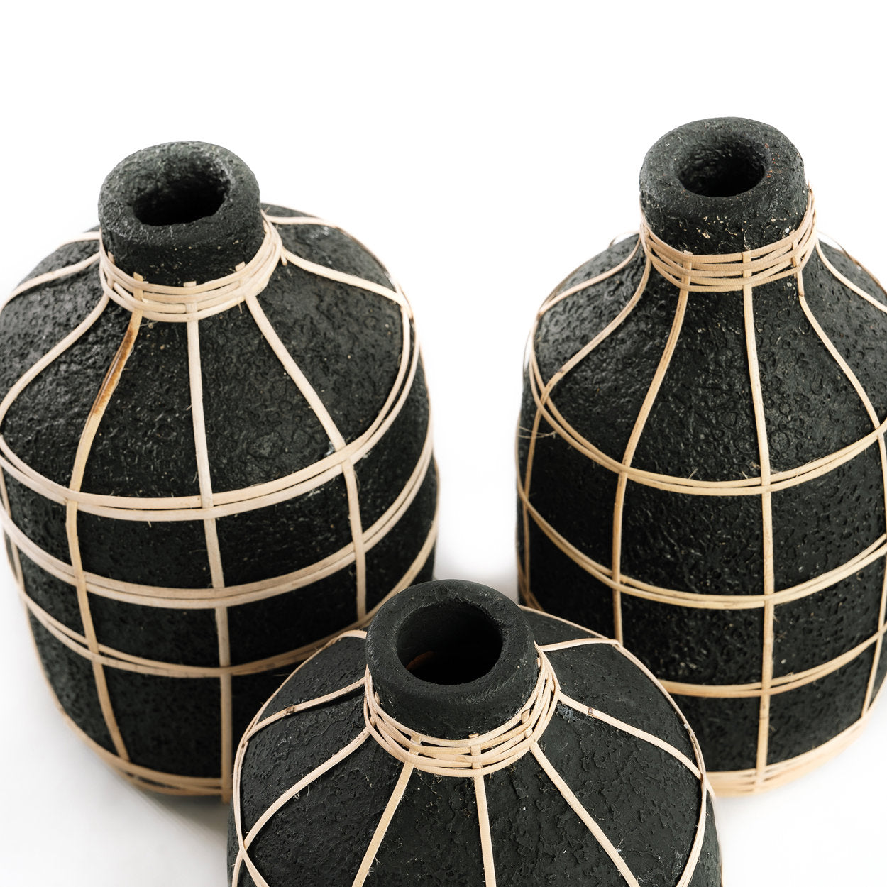 The Whoopy Vase, Black Natural, S — 3
