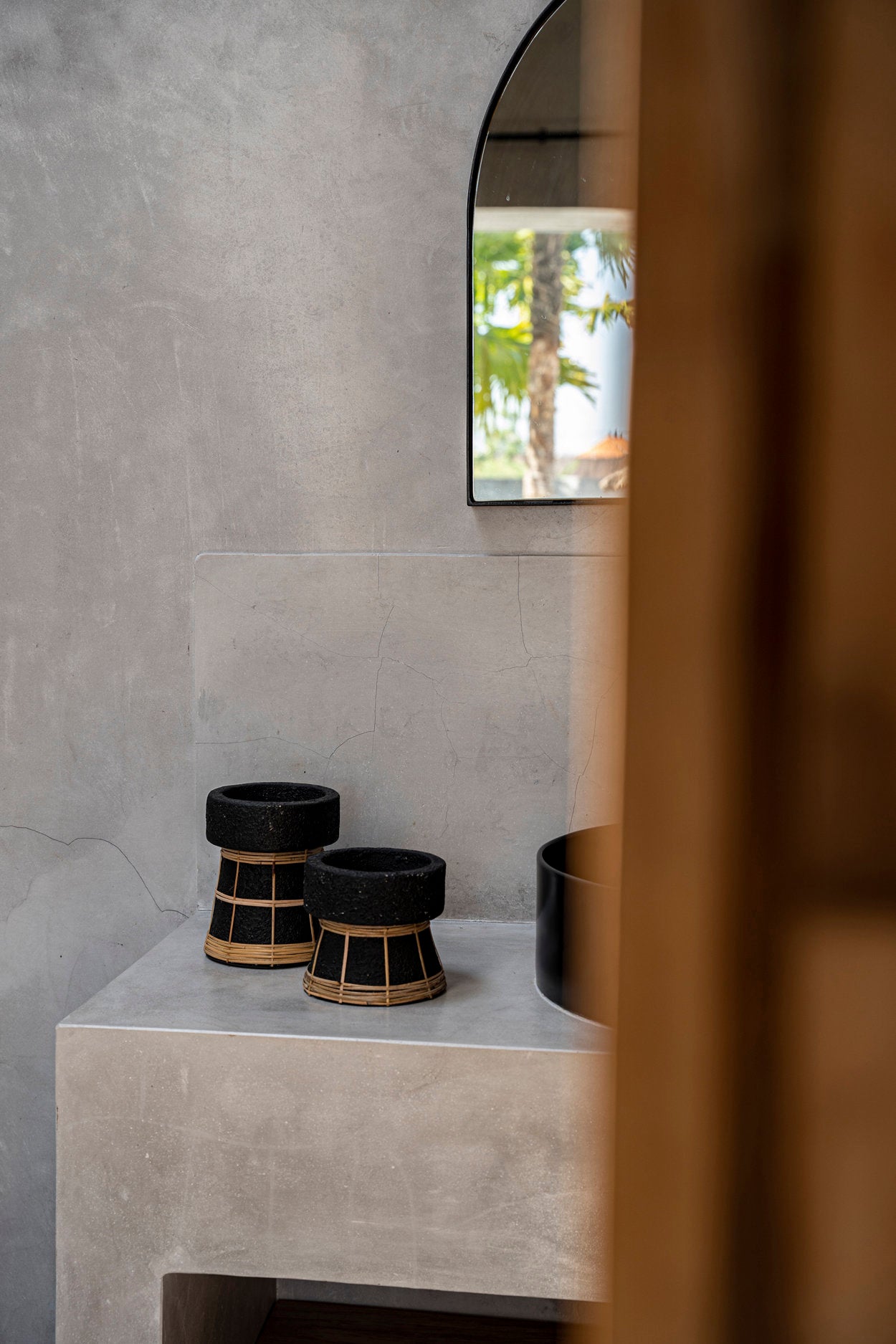 The Serene Candle Holder, Black Natural, M — 3