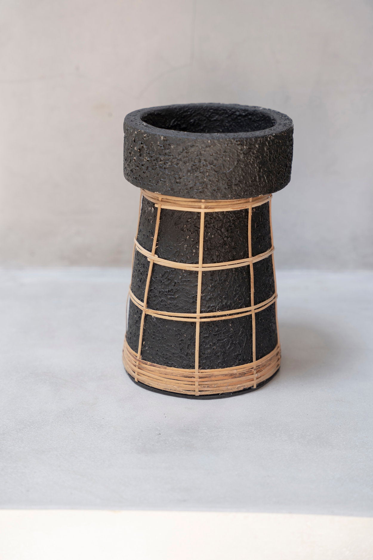 The Serene Candle Holder, Black Natural, L — 2