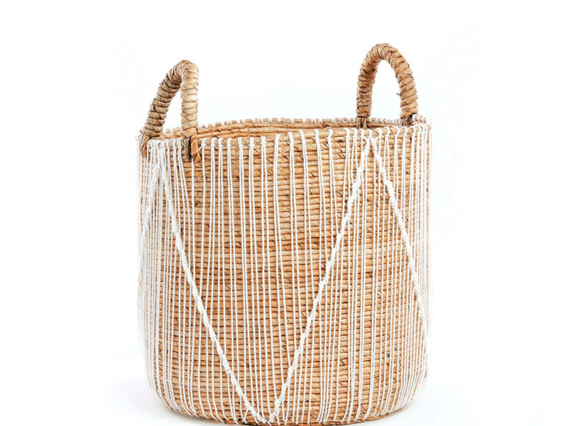 The Straight Stitched Macrame Basket, M