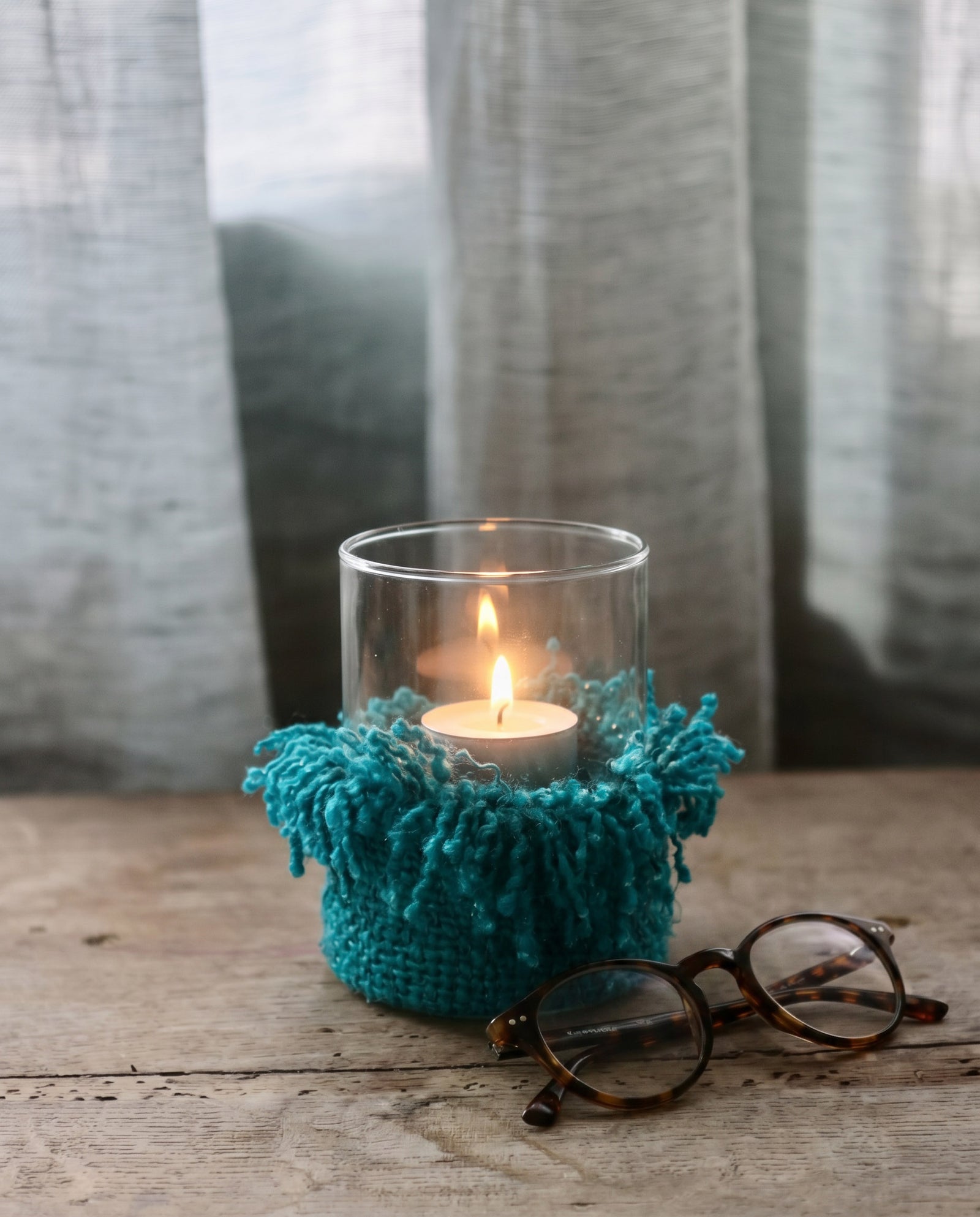 The Oh My Gee Candle Holder, Aqua, L — 2