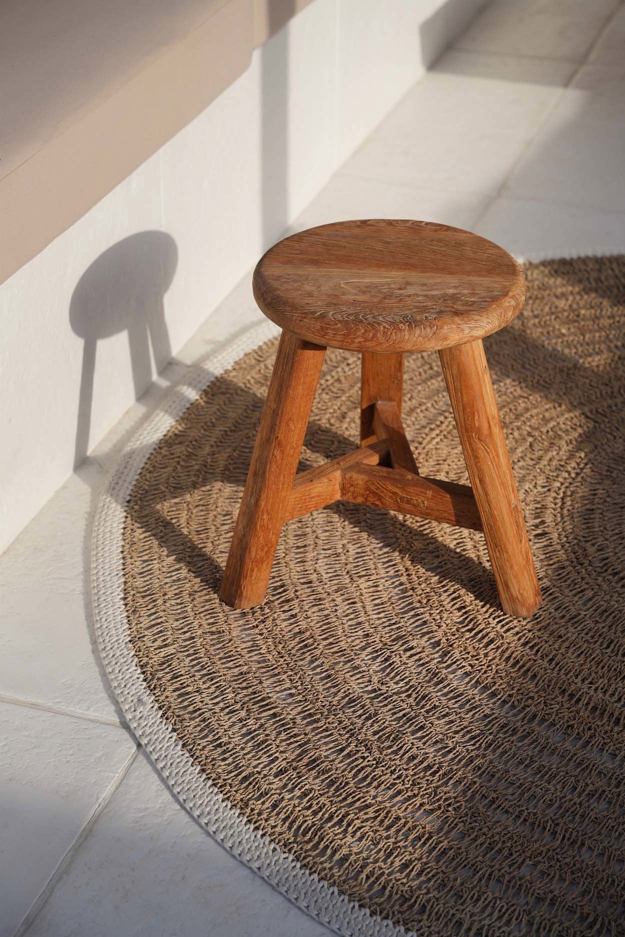 The Noguchi Stool — 2