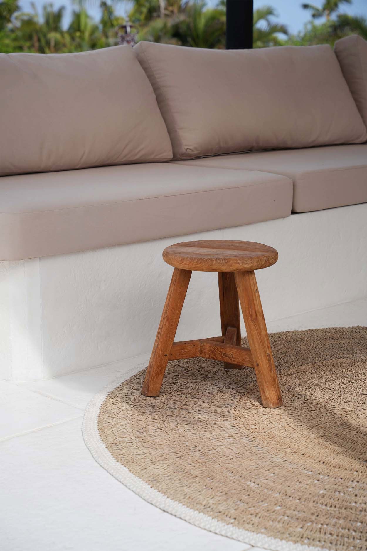 The Noguchi Stool — 3