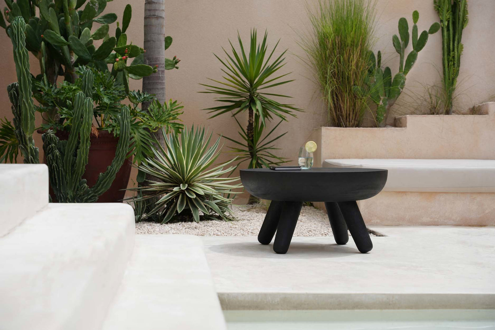 The Losten Coffee Table, Black — 2