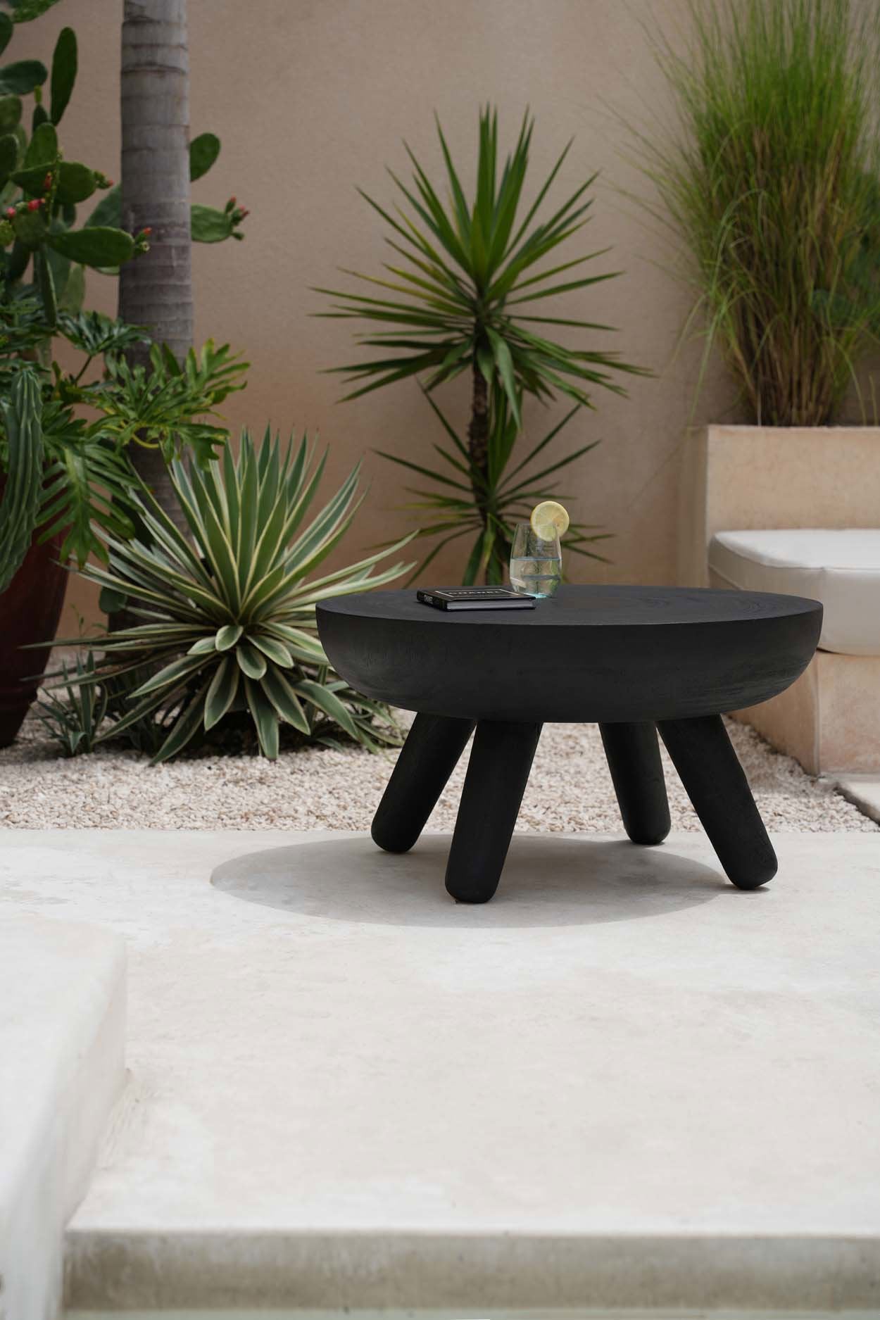 The Losten Coffee Table, Black — 3