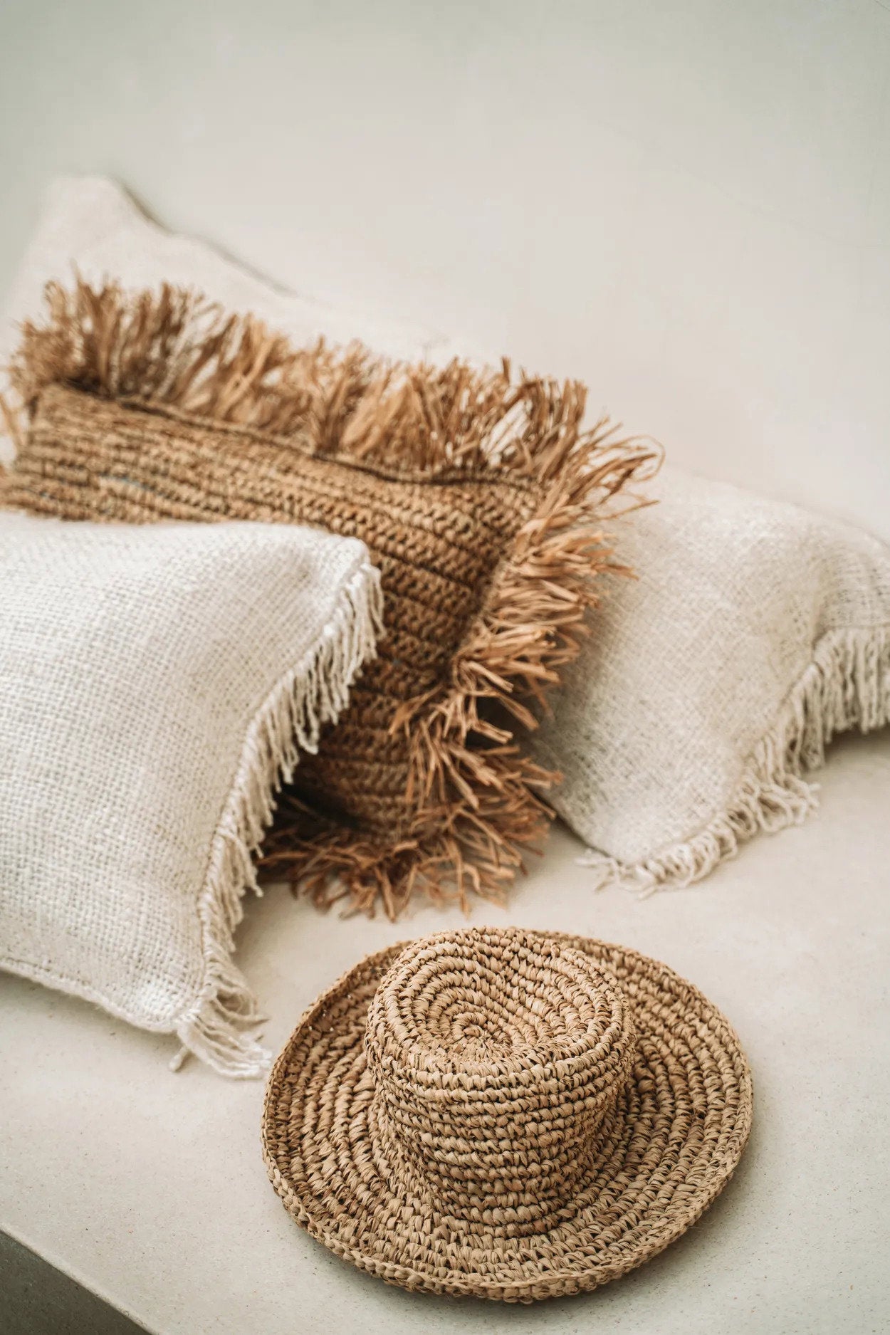 The Oh My Gee Cushion Cover, Cream, 35x100 — 4