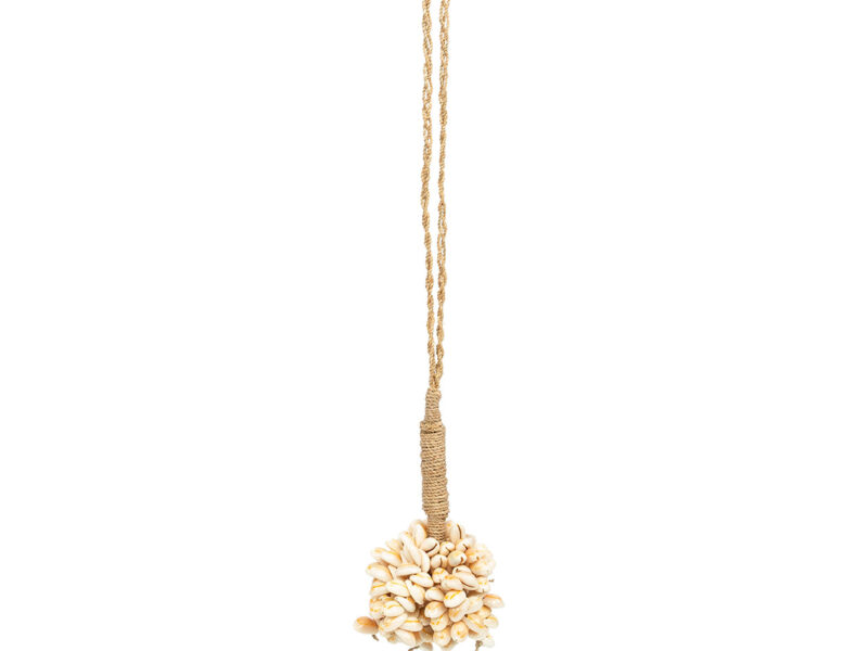 The Vanilla Shell Tassel