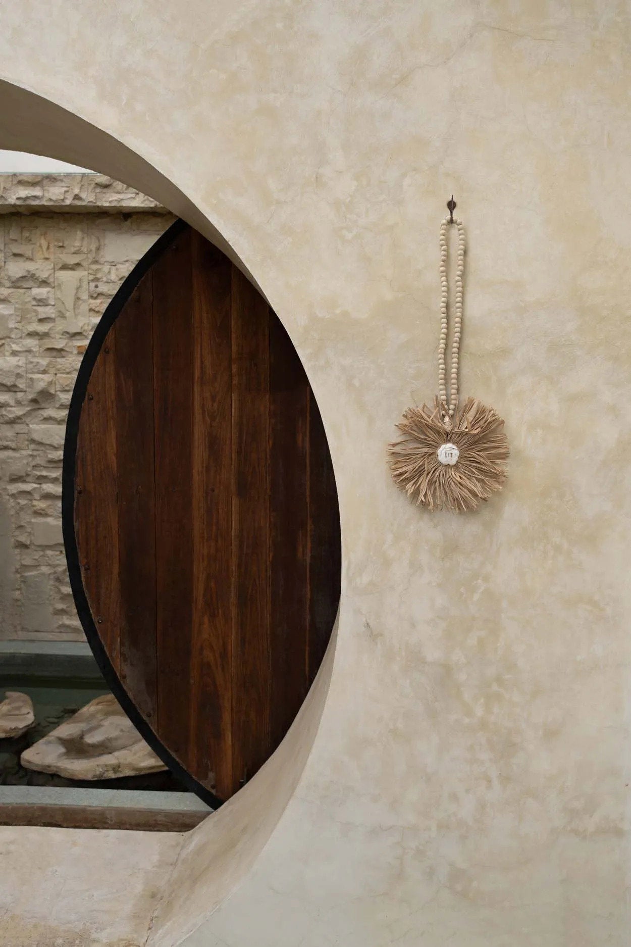 The Raffia Bunga Tassel, Natural — 2
