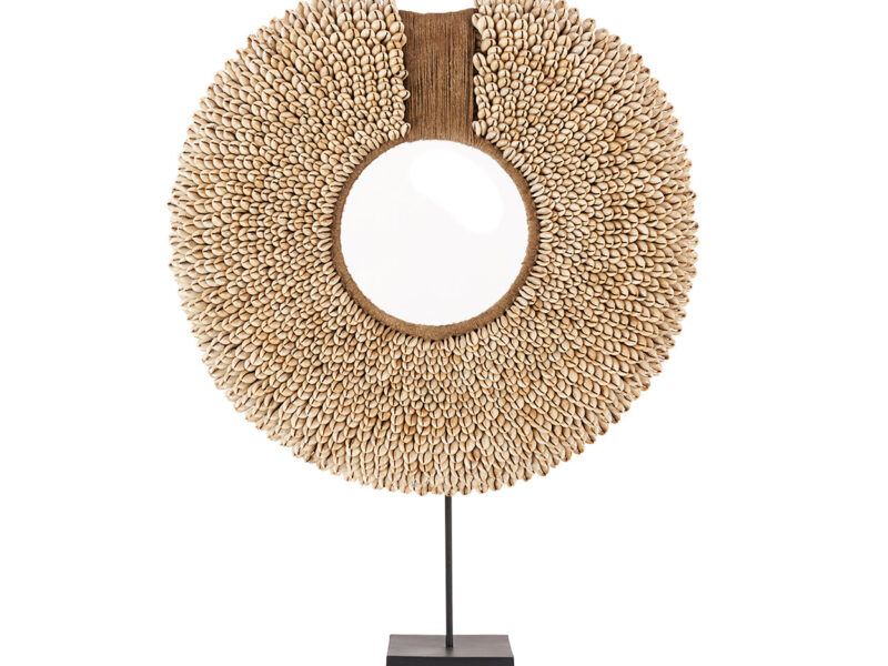 The Shell Réunion on Stand, Natural